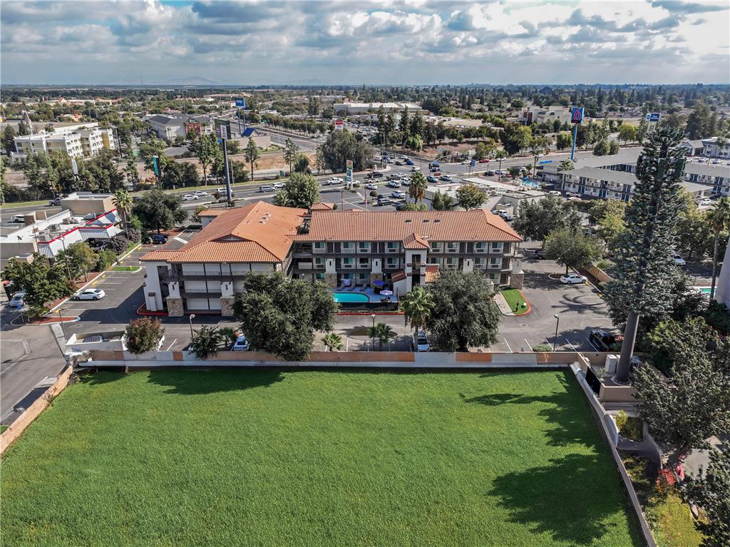 Hillstone Inn Tulare an Ascend Collection Hotel - photo 5