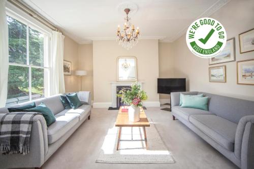 City View 11 Southcot Place — 4-Star Luxury Hotel in Bath, United Kingdom