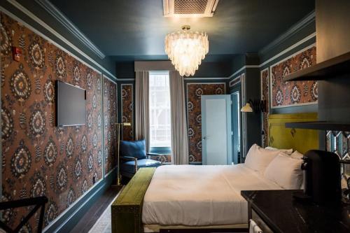 The Gas Lamp Hotel 1BR Adams - photo 31