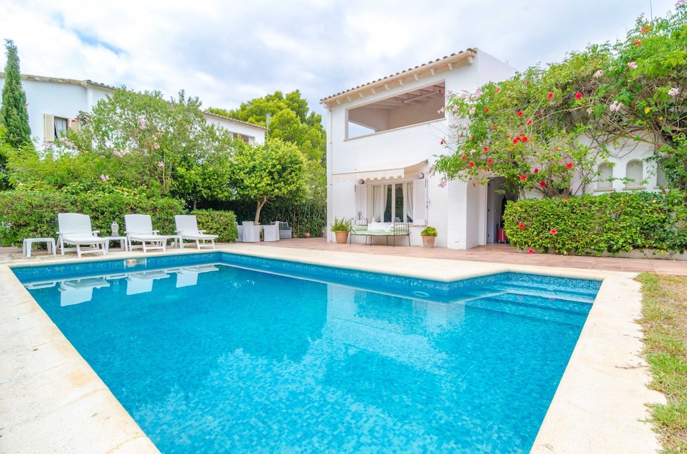 Can Ferro — hotel in Llucmajor