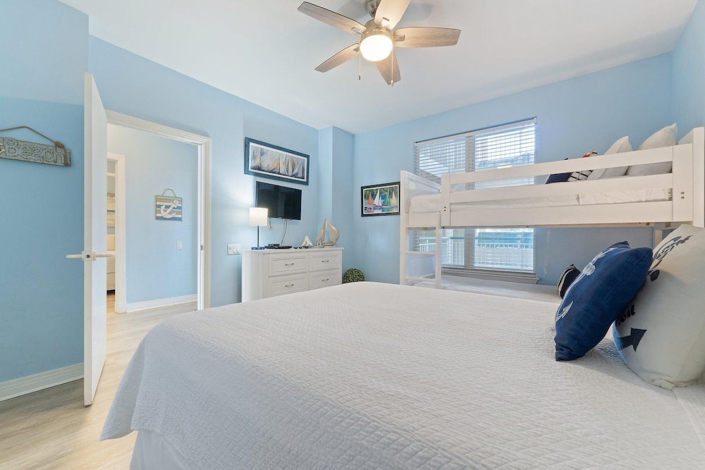 Beach Colony Tower 2C - photo 7