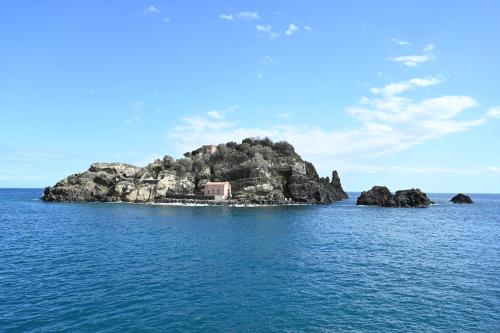 Perla Marina 2 Acitrezza — hotel in Acitrezza