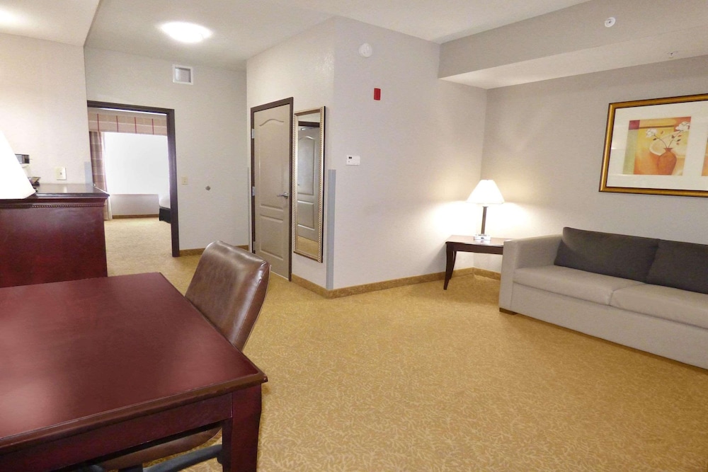 Country Inn & Suites by Radisson Pensacola West FL - photo 12