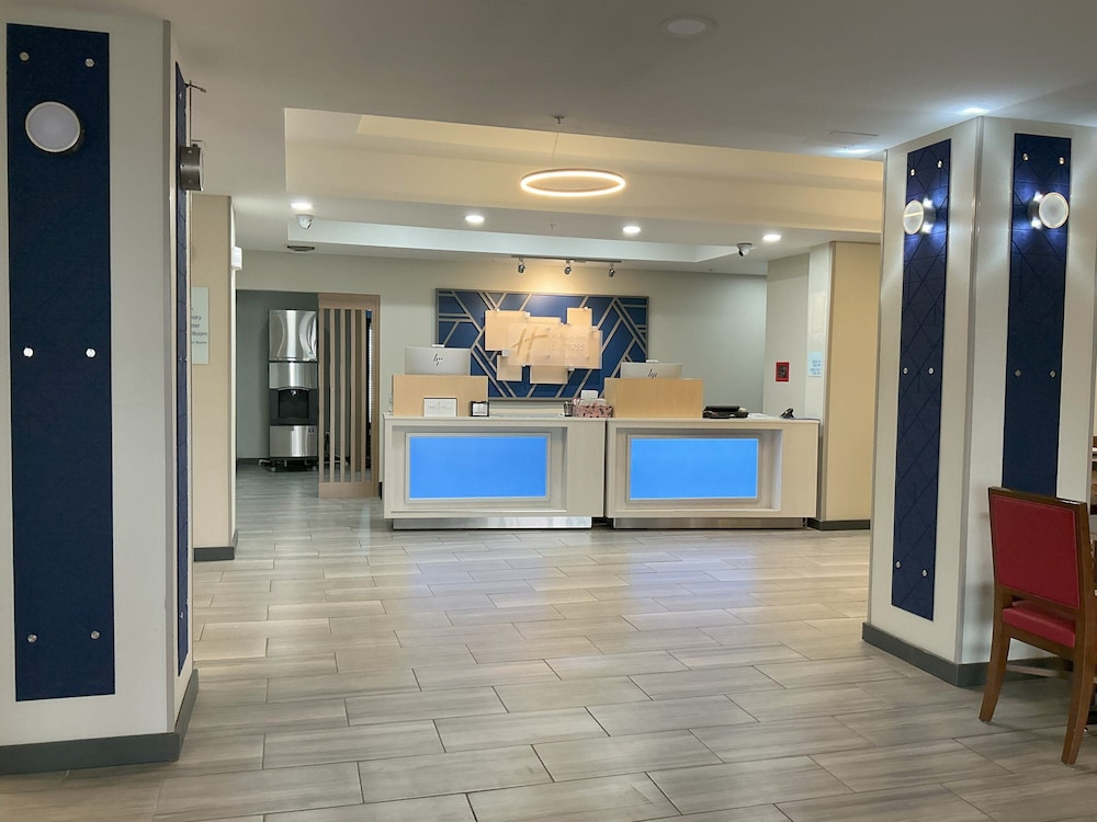Holiday Inn Express Ada by IHG - photo 32