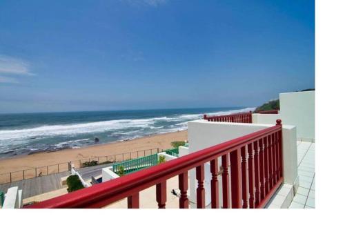 9 Skiathos Beach front apartment Salt Rock — 4-Star Luxury Hotel in Ballito, South Africa