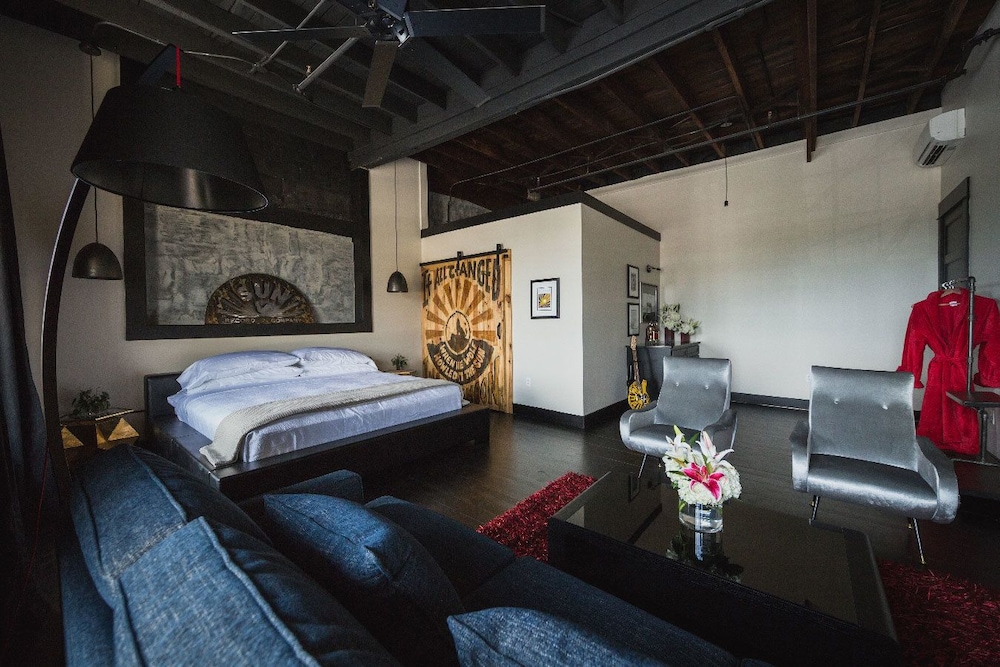 GunRunner Boutique Hotel - photo 9