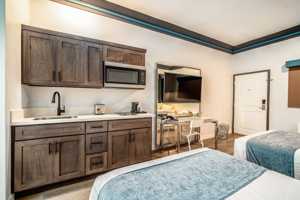 Aspire Inn Studios & Spas - photo 7