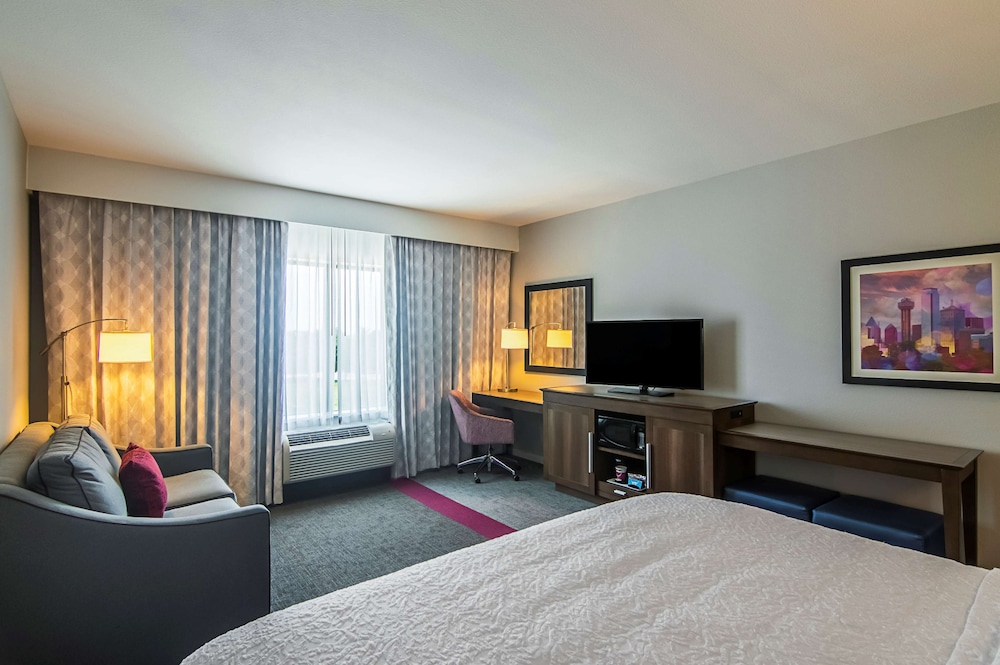 Hampton Inn & Suites Dallas Richardson - photo 10