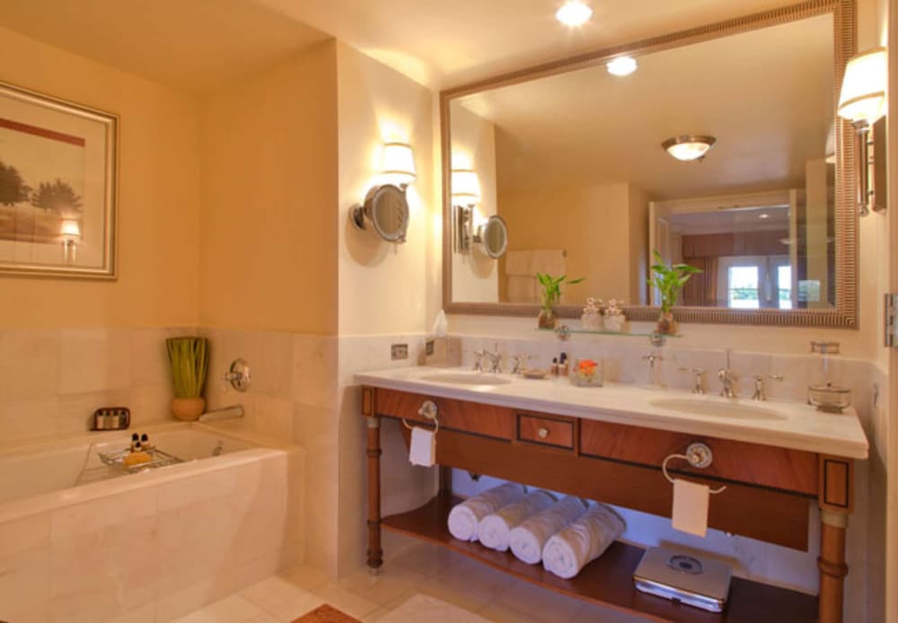 Hilton Lake Las Vegas Resort and Spa - photo 18