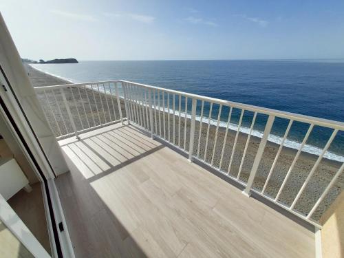 Ocean Beach Salobrena — hotel in Salobrena