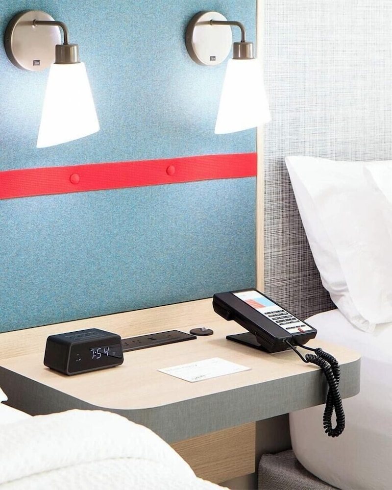 avid hotel Austin NW Lakeline by IHG - photo 12