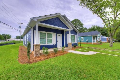 Cayce Sister Houses Sleeps 14 — hotel in Cayce