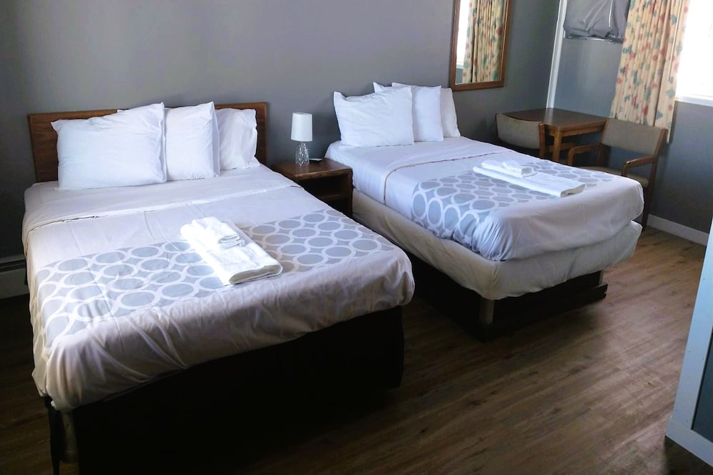 Love Hotels Desert Inn Boysen Canyon - photo 9