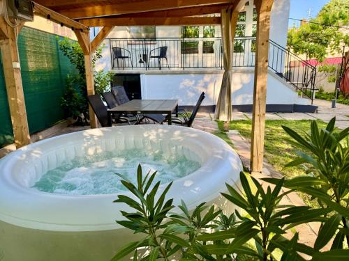 Sparkling Time Apartman in Hajduszoboszlo, Hungary