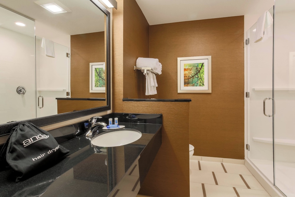 Fairfield Inn & Suites Cotulla - photo 17