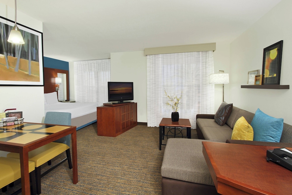 Residence Inn Phoenix Glendale Sports & Entertainment District - photo 19