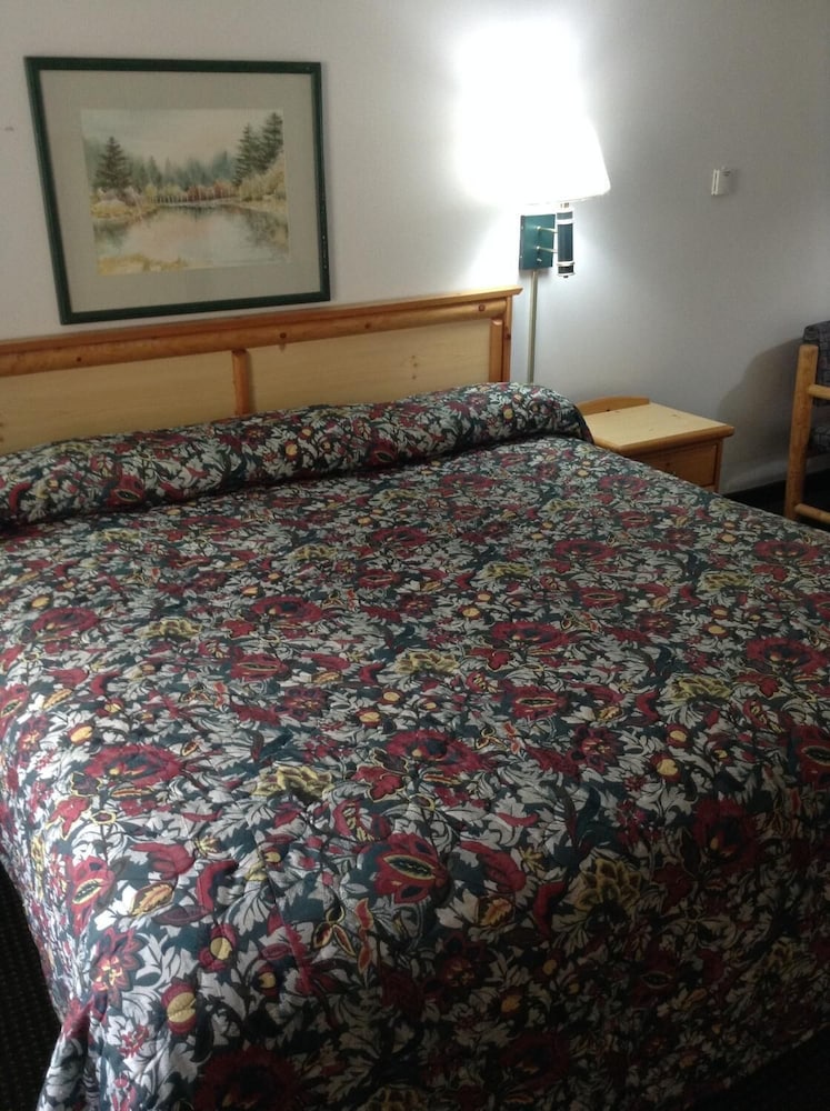 Plaza Inn Great Falls - photo 19