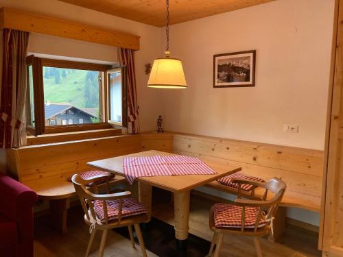 Week End Senoner — 4-Star Luxury Hotel in Selva, Italy