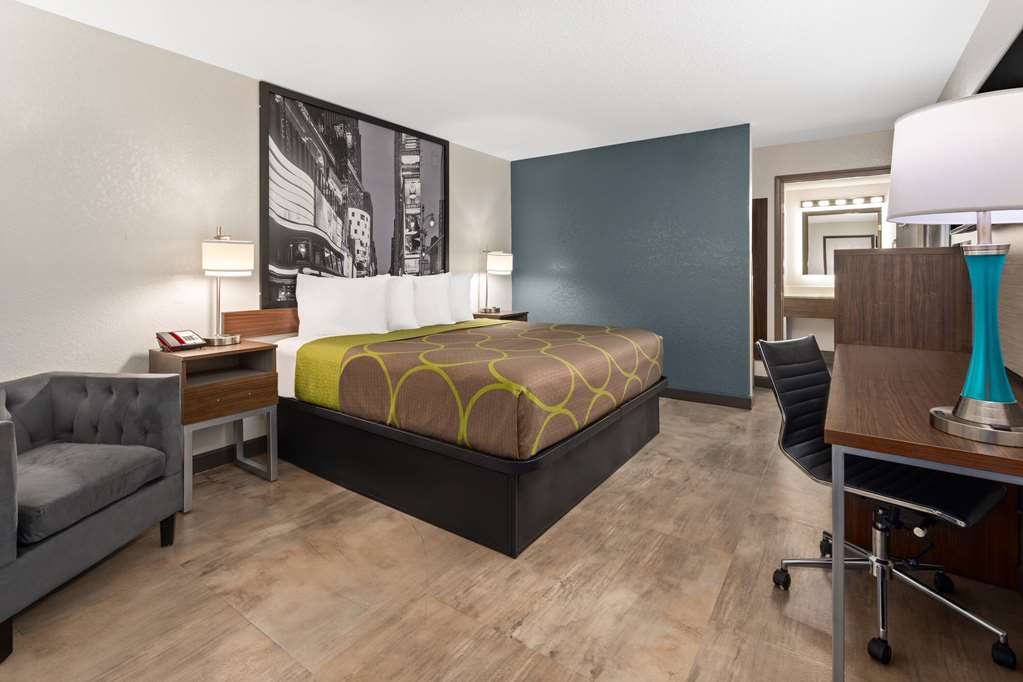 Super 8 by Wyndham Prattville Montgomery - photo 18