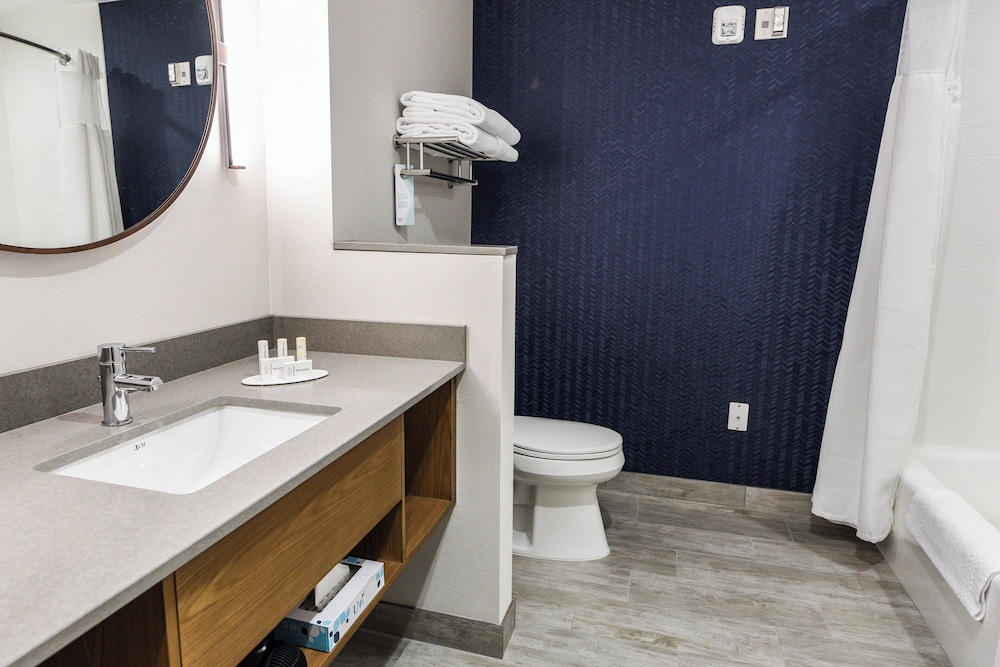 Fairfield Inn & Suites by Marriott Ontario Rancho Cucamonga - photo 26