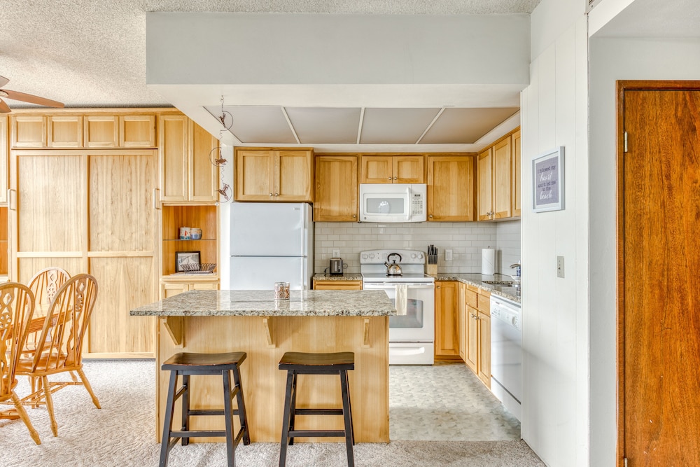 Sand & Sea Resort Condominiums - photo 305