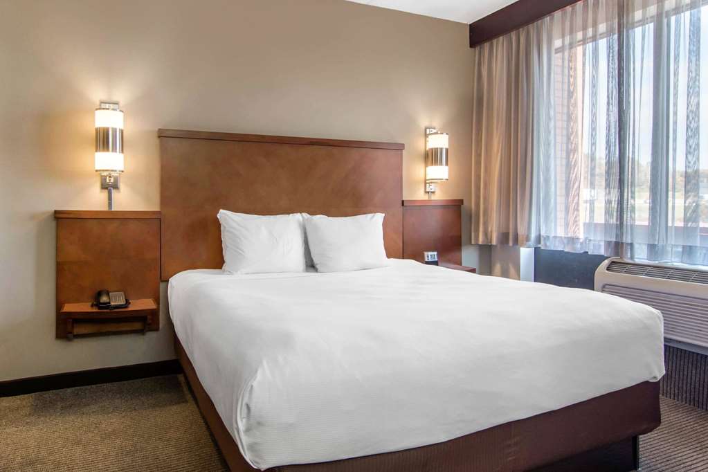 AmericInn by Wyndham Stonecrest near Atlanta - photo 8