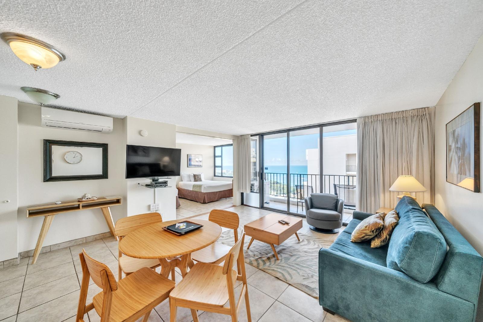 Waikiki Banyan Condo With Panoramic 37th Floor Ocean Views by Koko Resort Vacation Rentals - photo 21