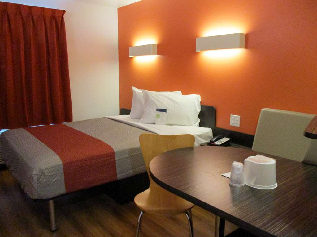 Motel 6 Fort Worth TX North Saginaw - photo 25