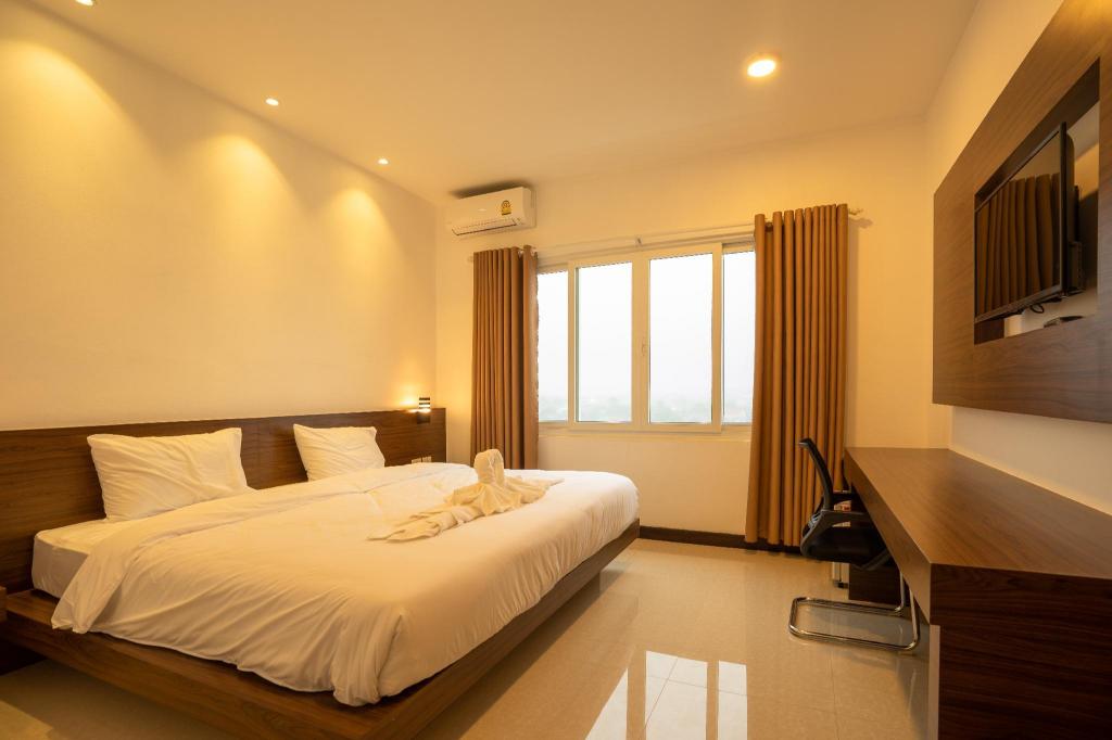 Intouch Riverside Hotel — Pakse — photo 2