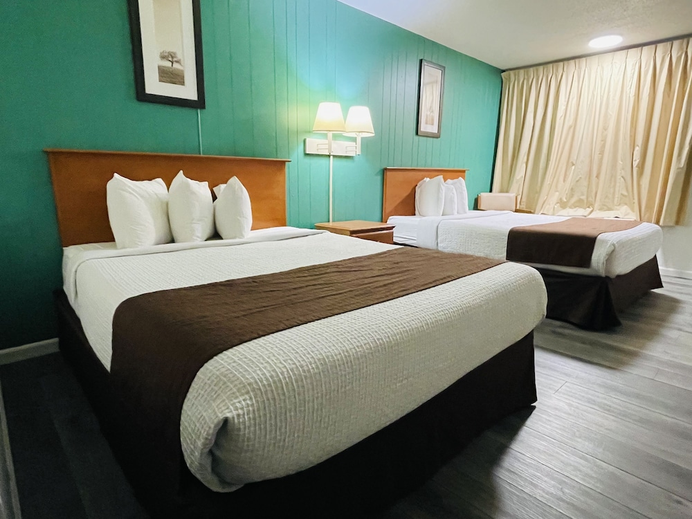 Sparta Inn - photo 12