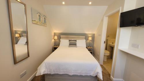 Churston Way Lodge Guest House — 4-Star Luxury Hotel in Brixham, United Kingdom