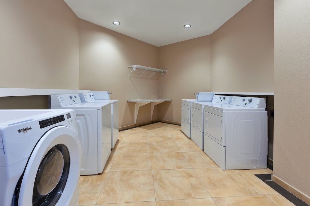 Candlewood Suites Louisville NE Downtown Area by IHG - photo 26