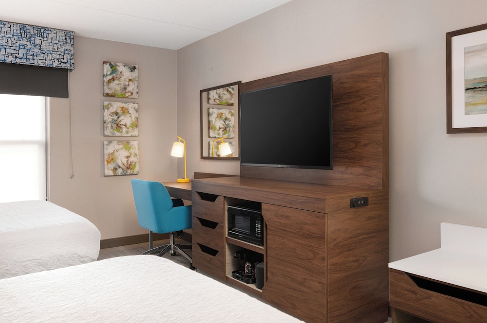 Hampton Inn Bloomsburg - photo 22
