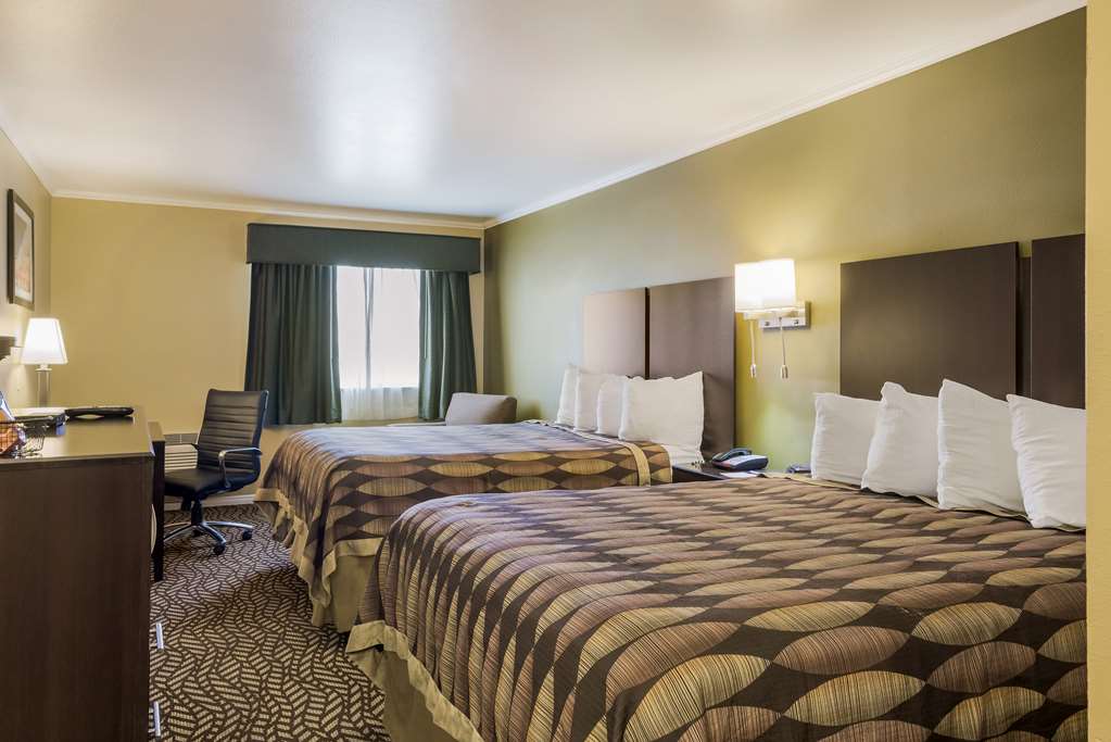 Best Western Richfield Inn - photo 19