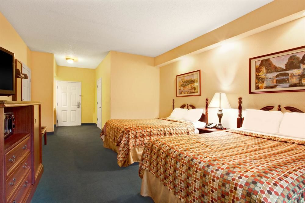 Knights Inn Jackson North Ridgeland - photo 7