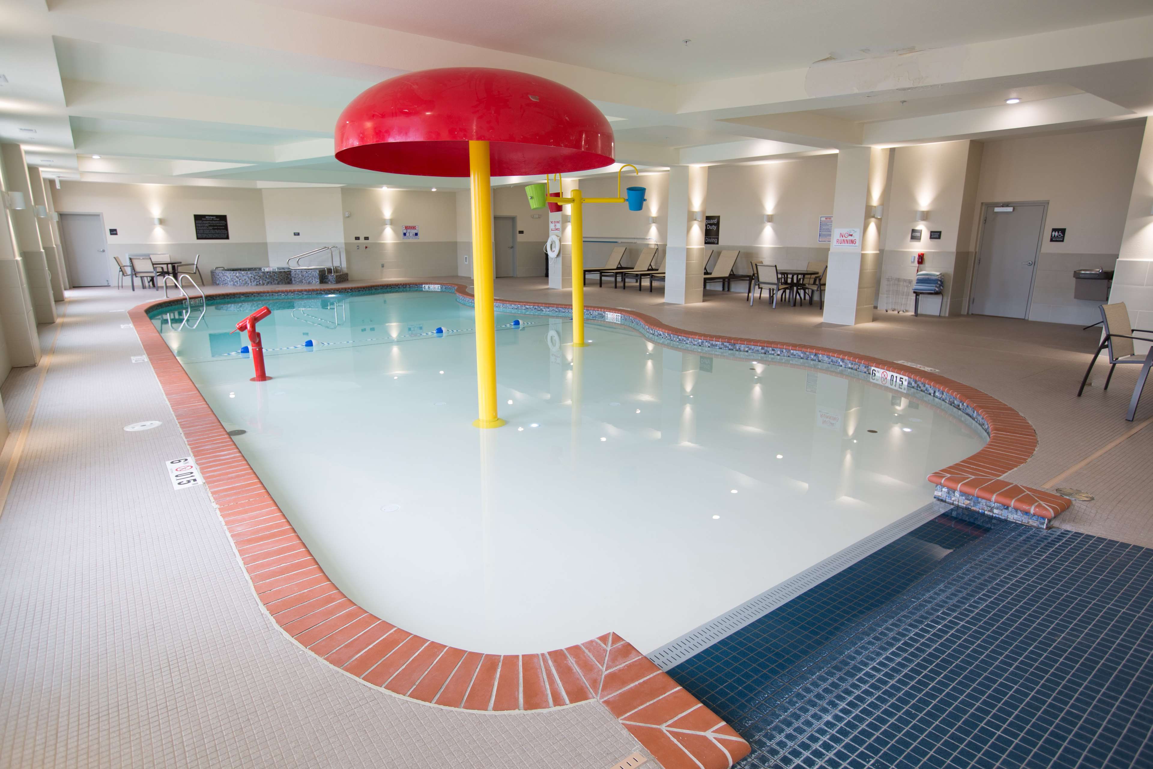 Hampton Inn & Suites Oklahoma City Airport - photo 7