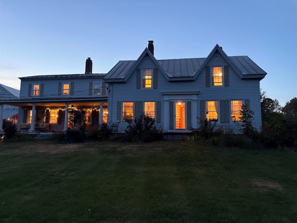 My Valhalla Farm in Oakland, United States