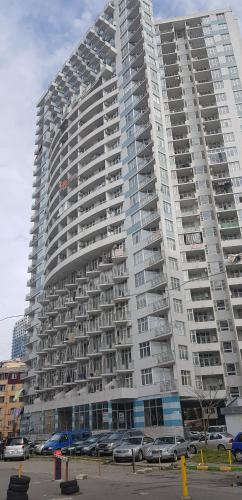 Tamar's Apartment