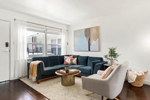 Spacious Coastal Apartment in a Colorful Community NRP22 00590 — 4-Star Luxury Hotel in Long Beach, United States