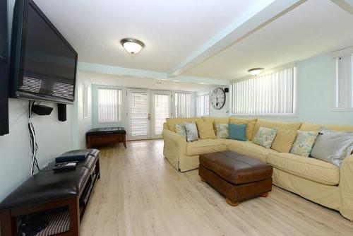 124CL 124 Claressa Ave — Avalon — photo 2