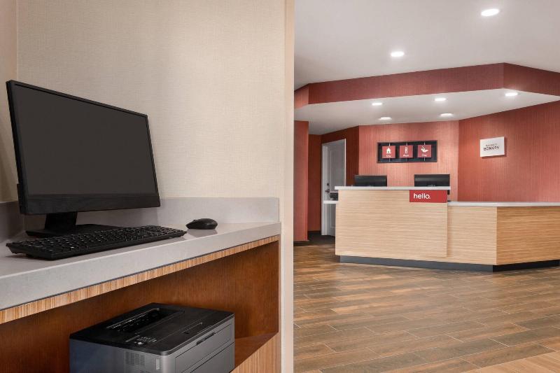 TownePlace Suites by Marriott Janesville - photo 52
