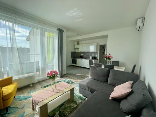 Swallow Apartment I freeparking — 4-Star Luxury Hotel in Budapest, Hungary