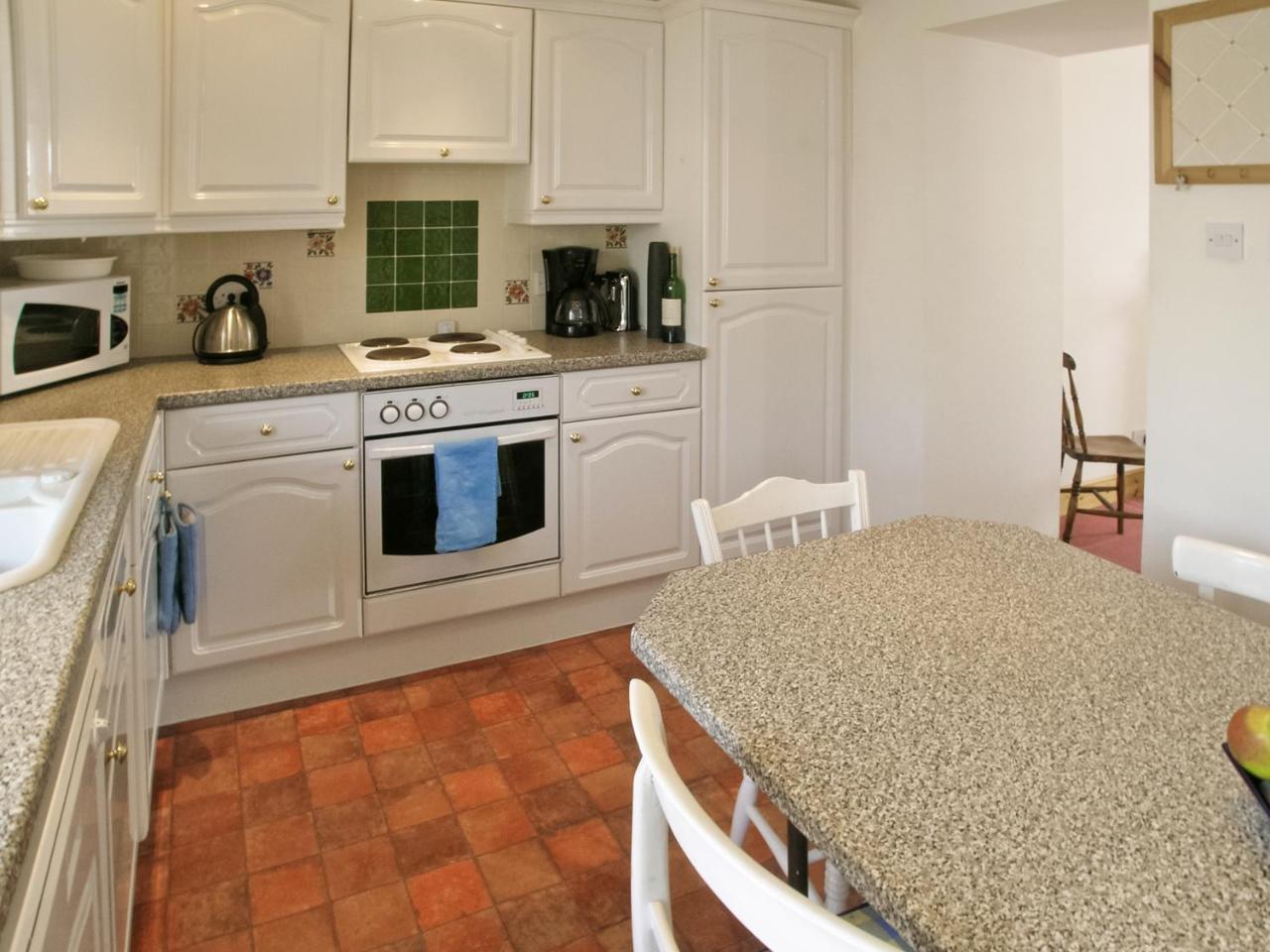 Middledrift Cottage — Brora — photo 3