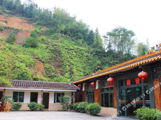Kunshan Hotel - last minute hotel in Longmen