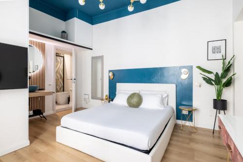 Labicana Apt Colosseum — 4-Star Luxury Hotel in Rome, Italy