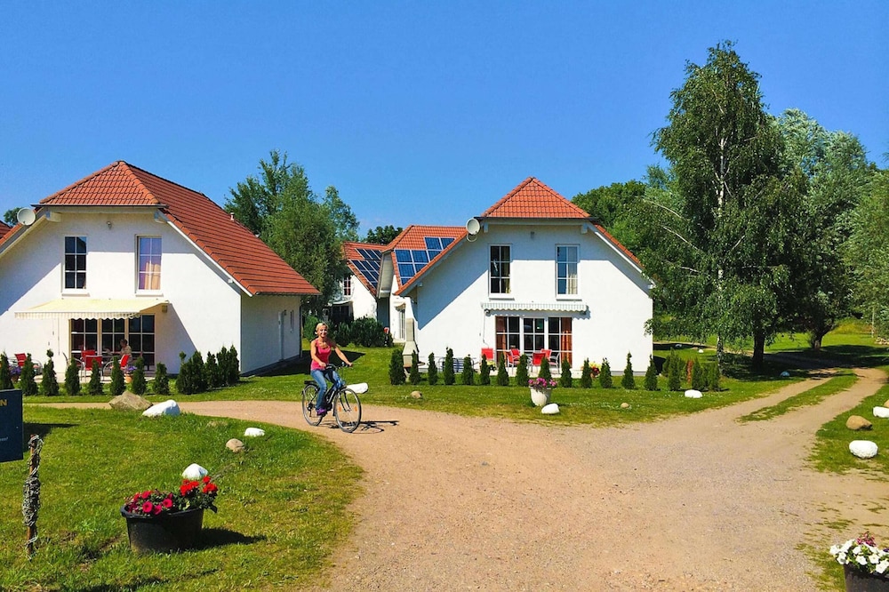 Ferienhauser am Kummerower See Verchen — hotel in Dargun