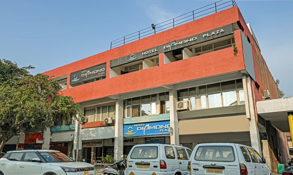 Treebo Trend Diamond Neo — hotel in Chandigarh