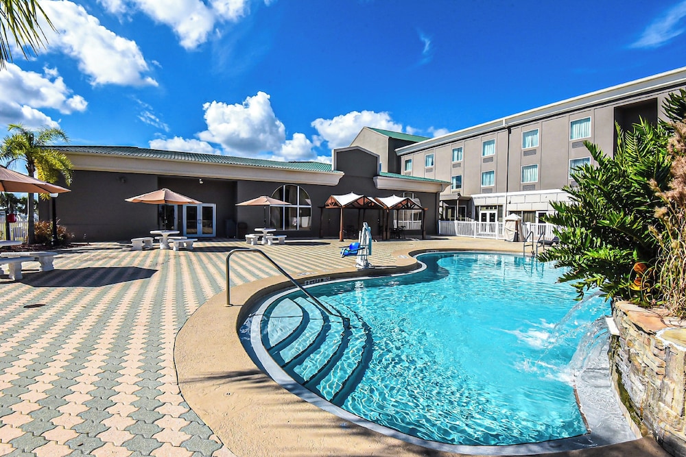 Holiday Inn Express & Suites Cocoa by IHG - photo 58