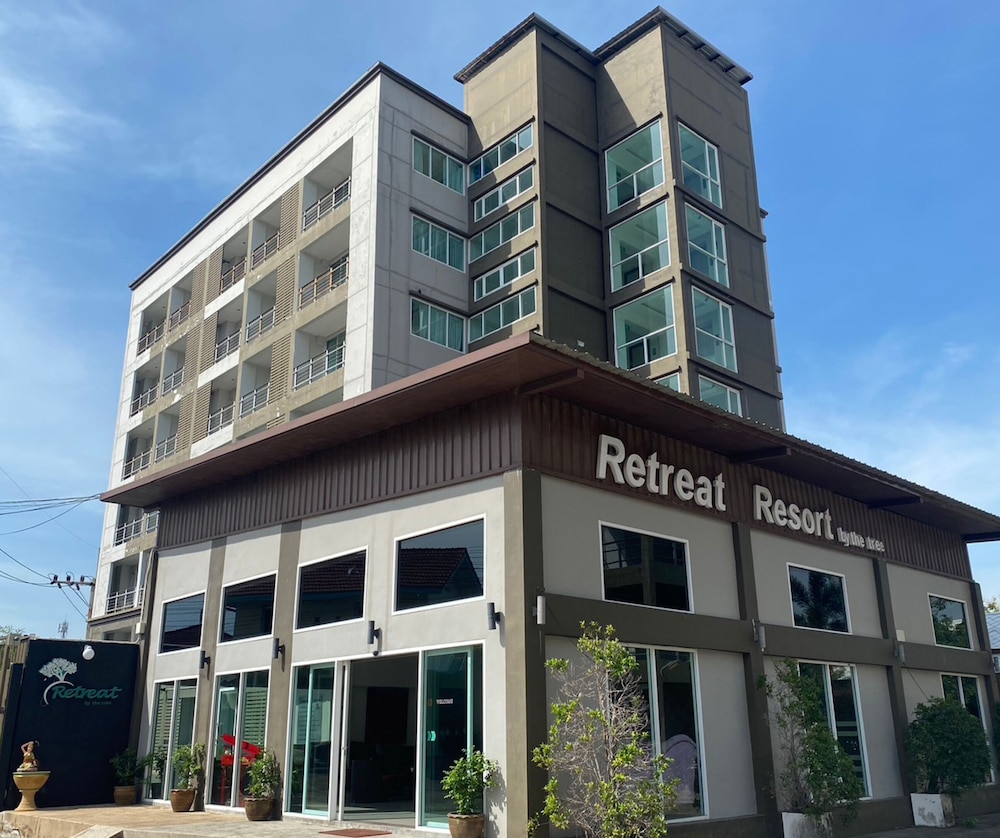 Retreat Resort Pattaya — 4-Star Luxury Hotel in Pattaya, Thailand