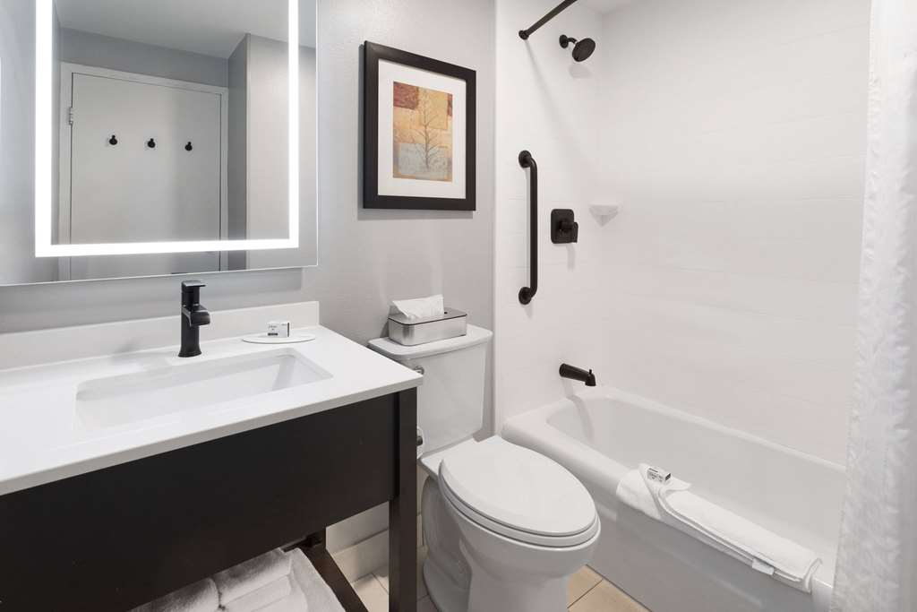 Hawthorn Extended Stay by Wyndham Ellsworth Bar Harbor - photo 27